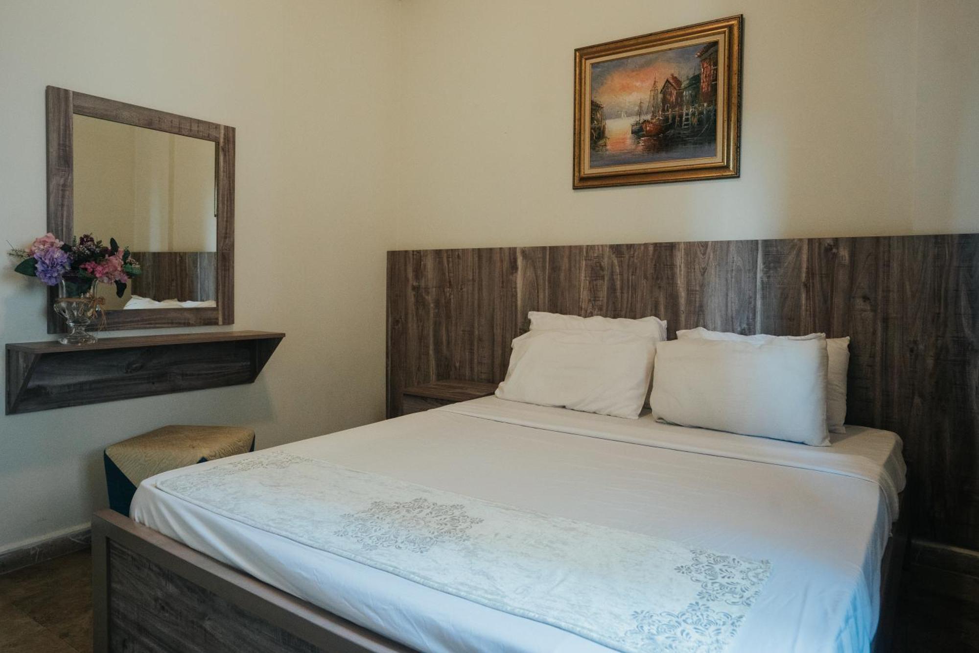 Holiday Suites Hotel & Beach Resort Jounieh Eksteriør bilde
