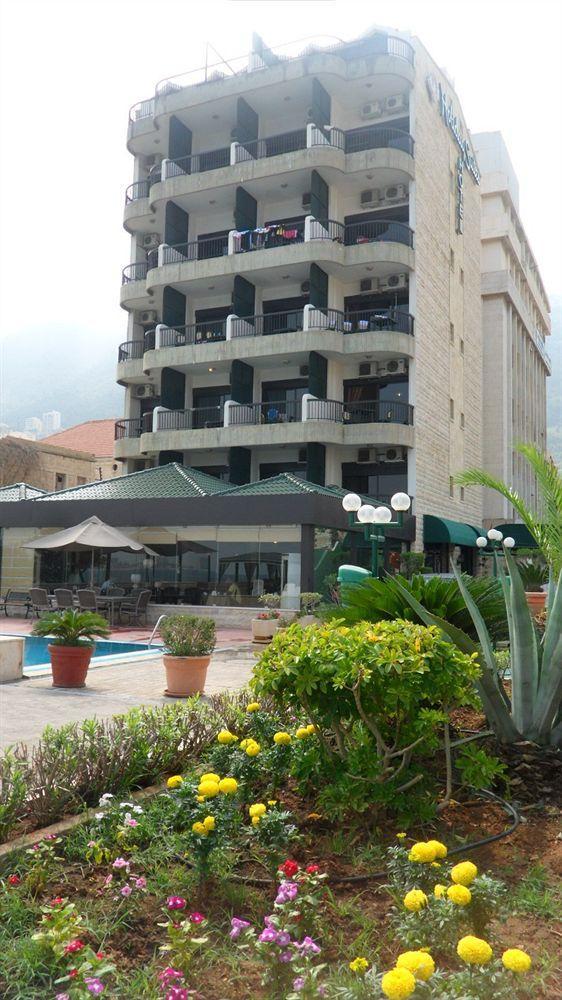 Holiday Suites Hotel & Beach Resort Jounieh Eksteriør bilde